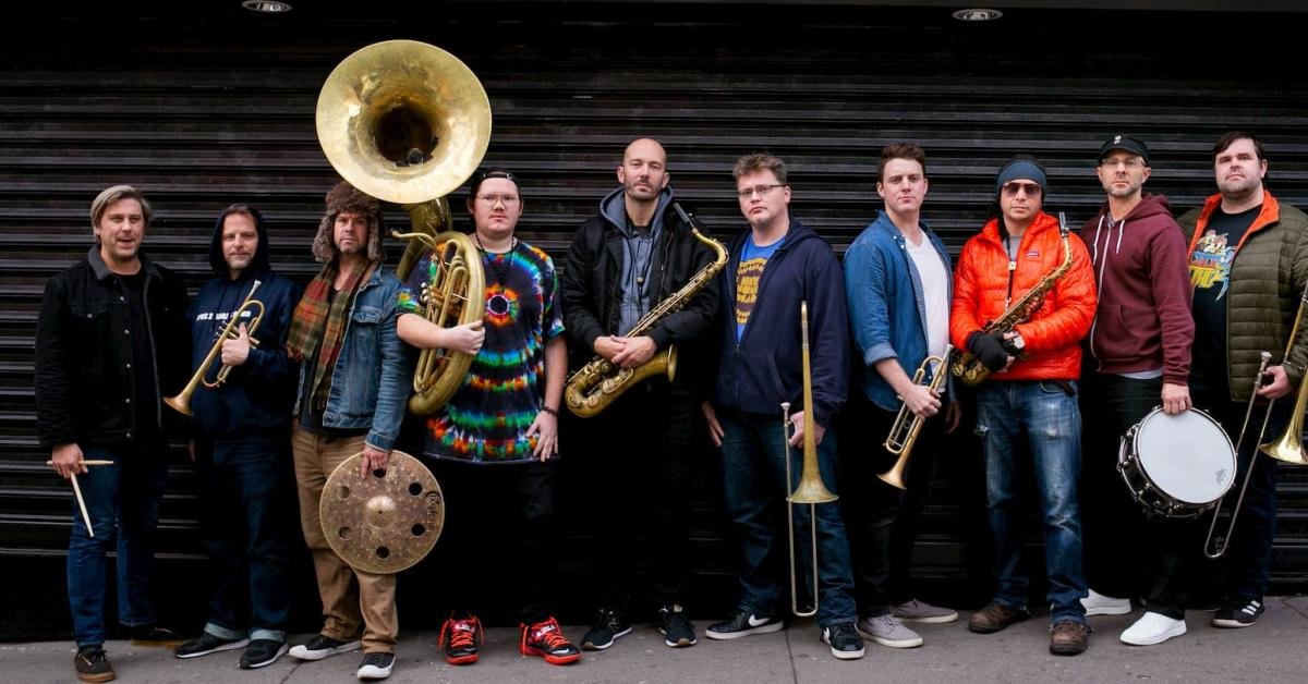 Youngblood Brass Band in Het Depot